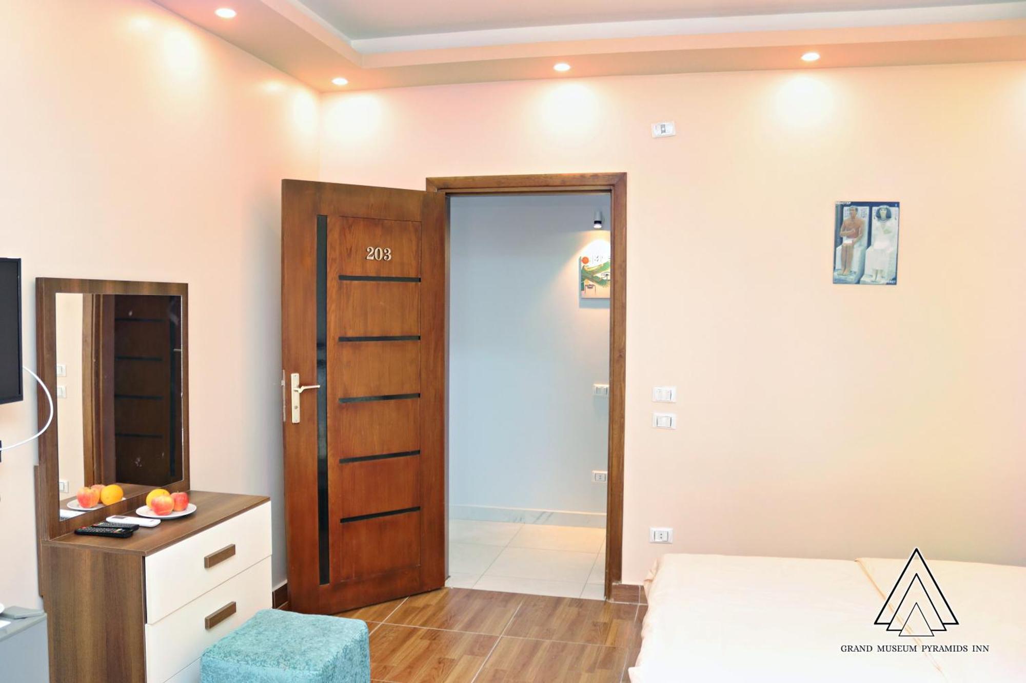 Grand Museum Pyramids Inn Giza Екстер'єр фото